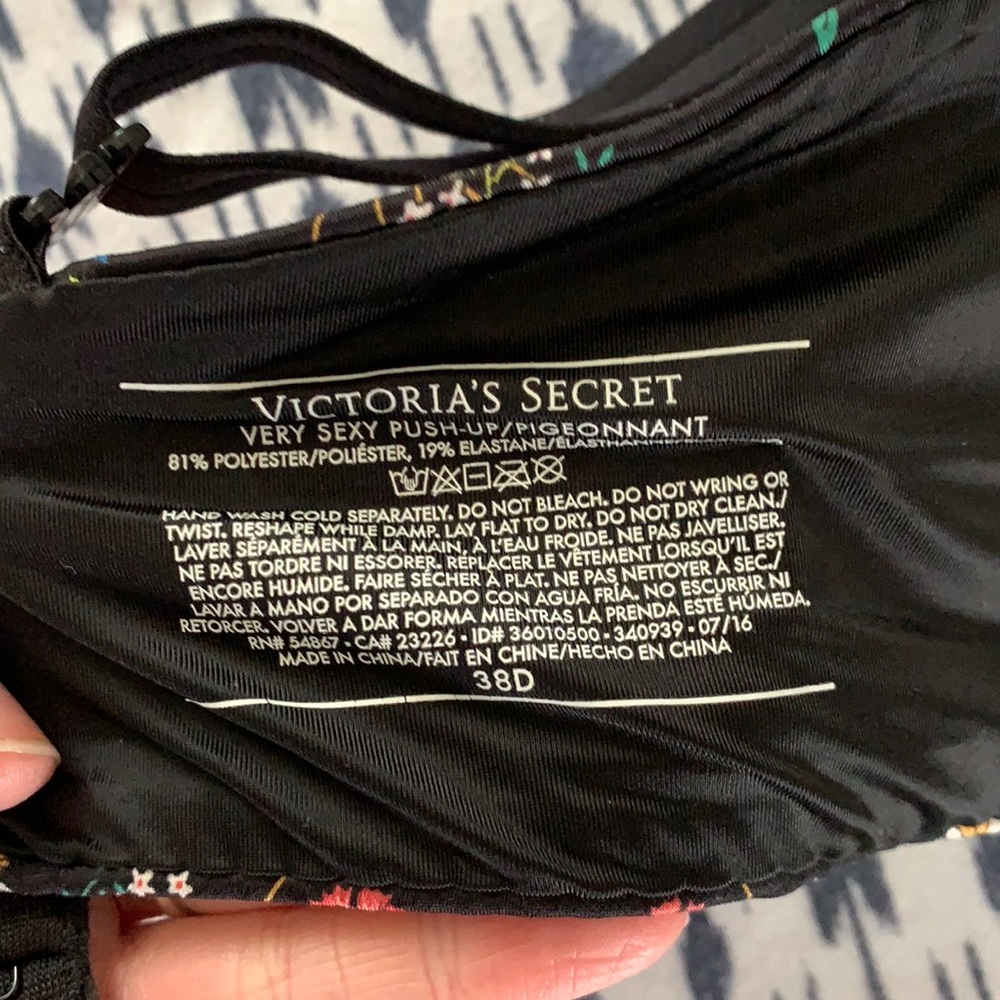 Two Victoria’s Secret Bras 38D